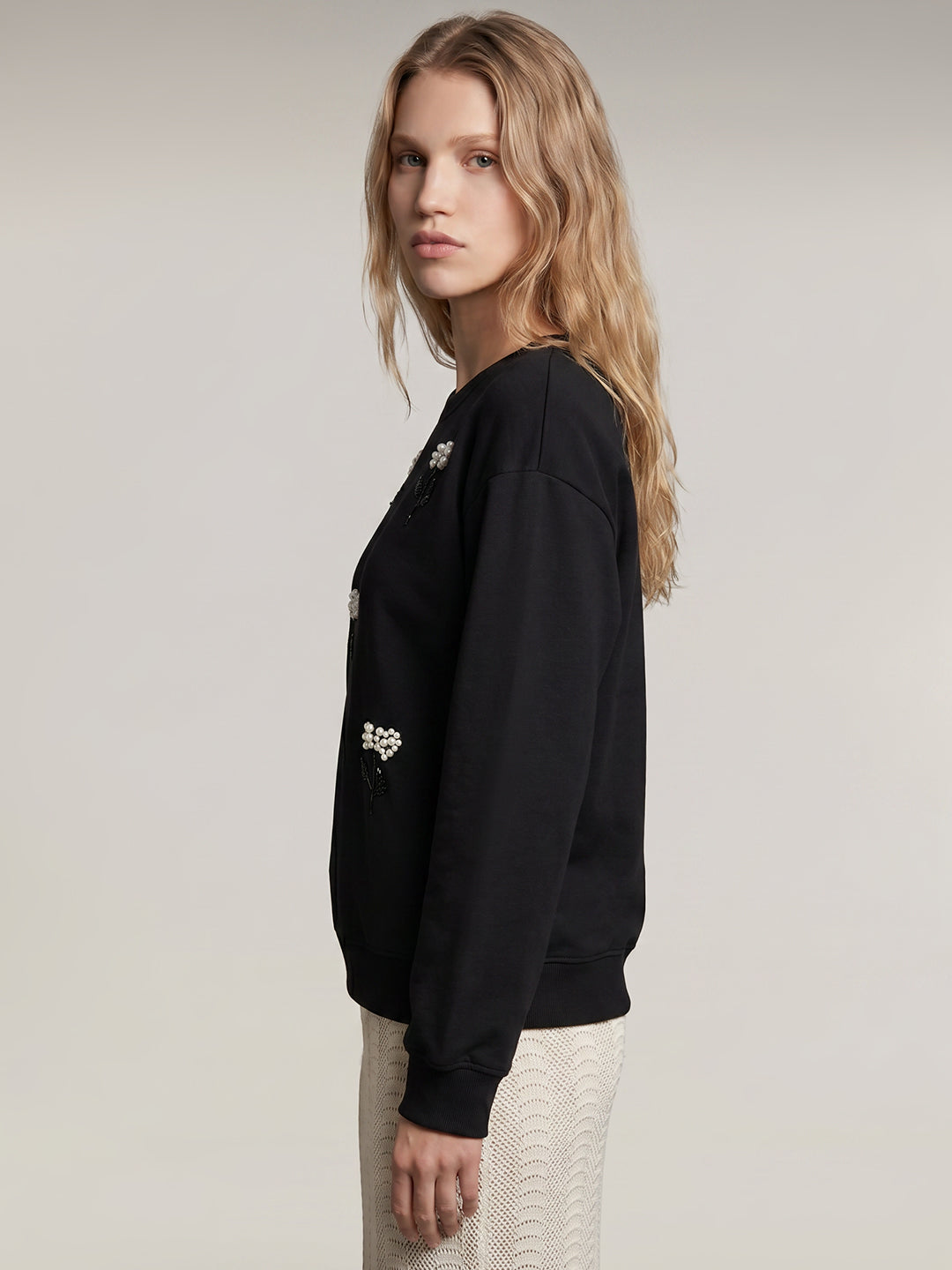 Black Floral Pearl Embellished Sweatshirt