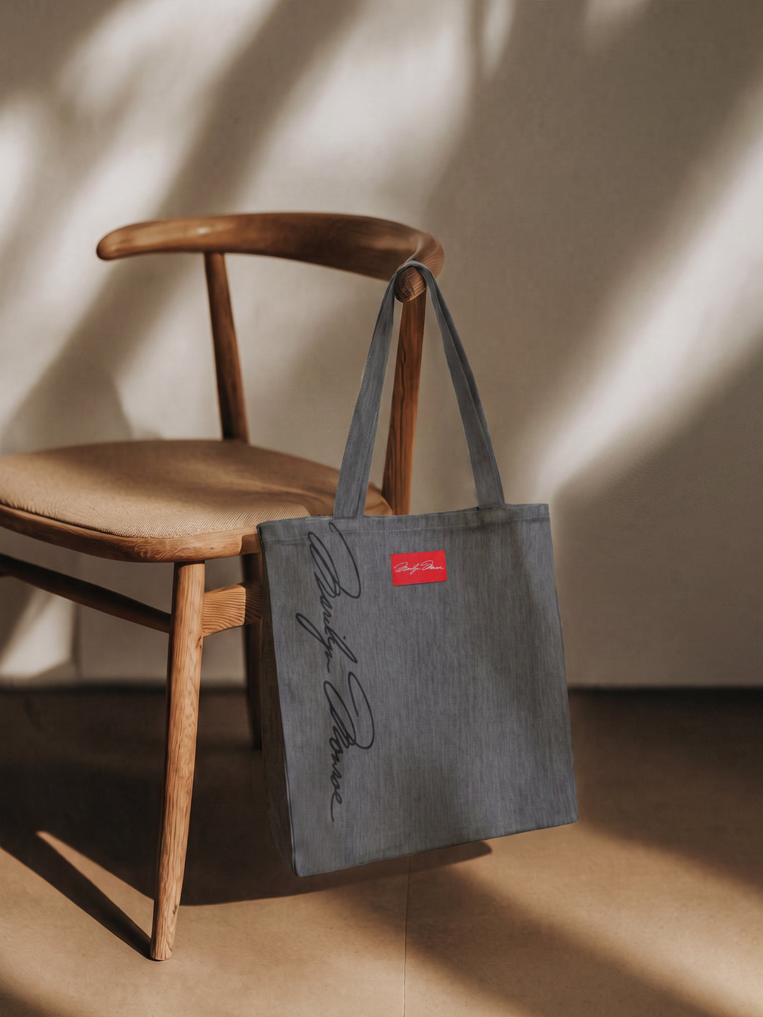 VERO MODA X Marilyn Monroe Printed Tote Bag